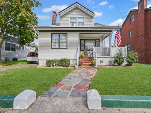 [Belle Harbor Real Estate, listing number 3319134]