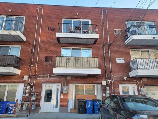 [Rockaway Park Real Estate, listing number 3328615]