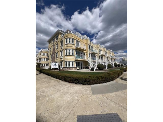 [Rockaway Park Real Estate, listing number 3336410]
