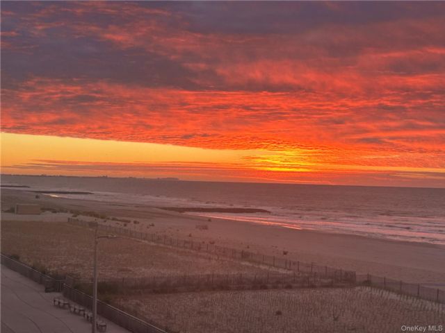 [Rockaway Park Real Estate, listing number 7354215]